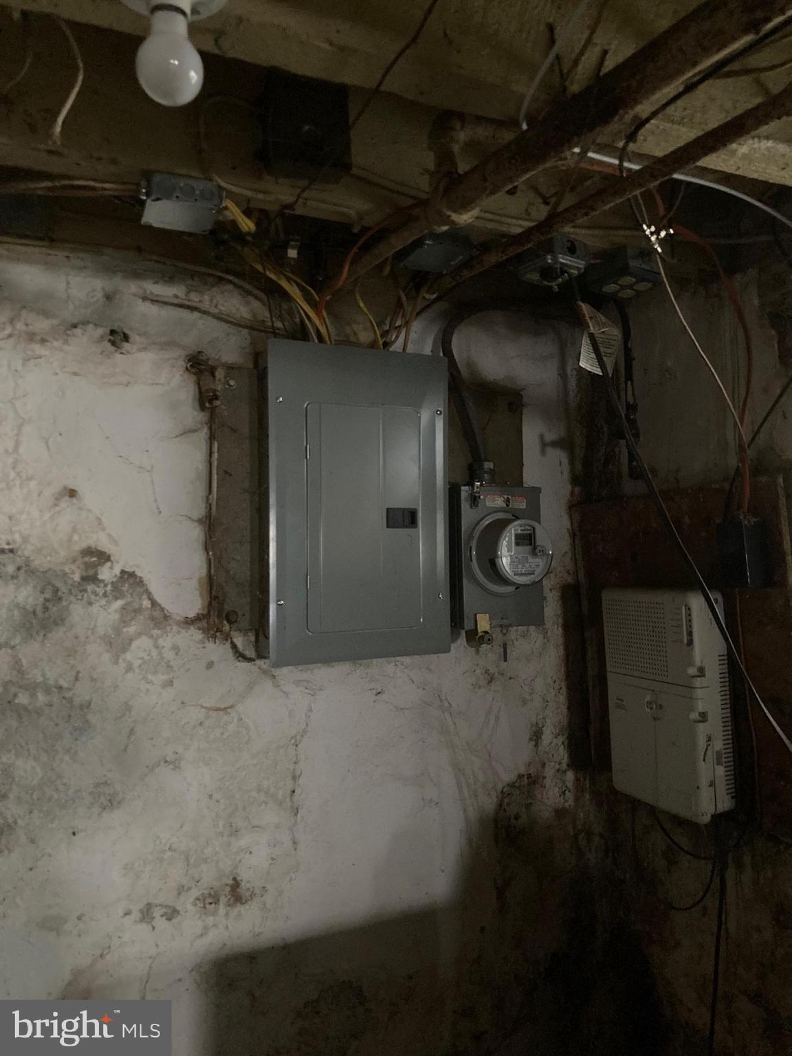 2717 Reed Street Philadelphia, PA 19146 - Photo 12 of 12 Electrical Box