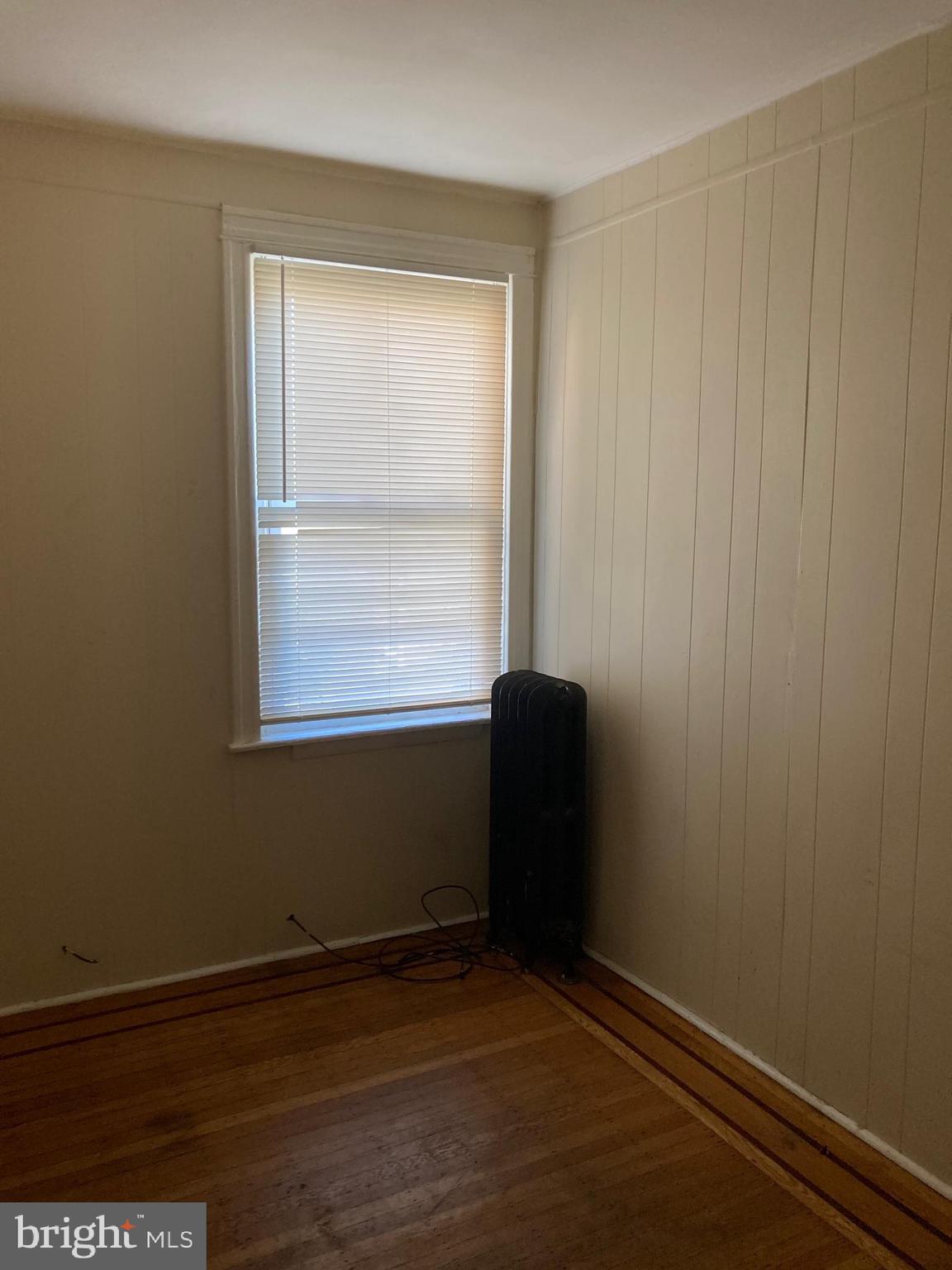 2717 Reed Street Philadelphia, PA 19146 - Photo 8 of 12 Middle Bedroom