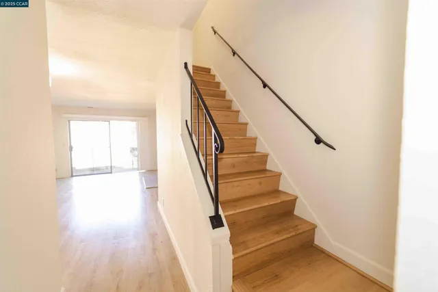 $2,200 | 4811 Appian Way, Unit 2/4, El Sobrante, CA 94803