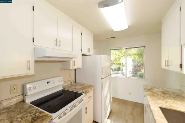 $2,200 | 4811 Appian Way, Unit 2/4, El Sobrante, CA 94803