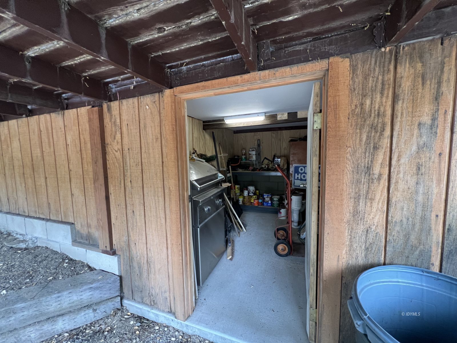 52635 Sylvan Way Idyllwild, CA 92549 - Photo 30 of 30 Storage