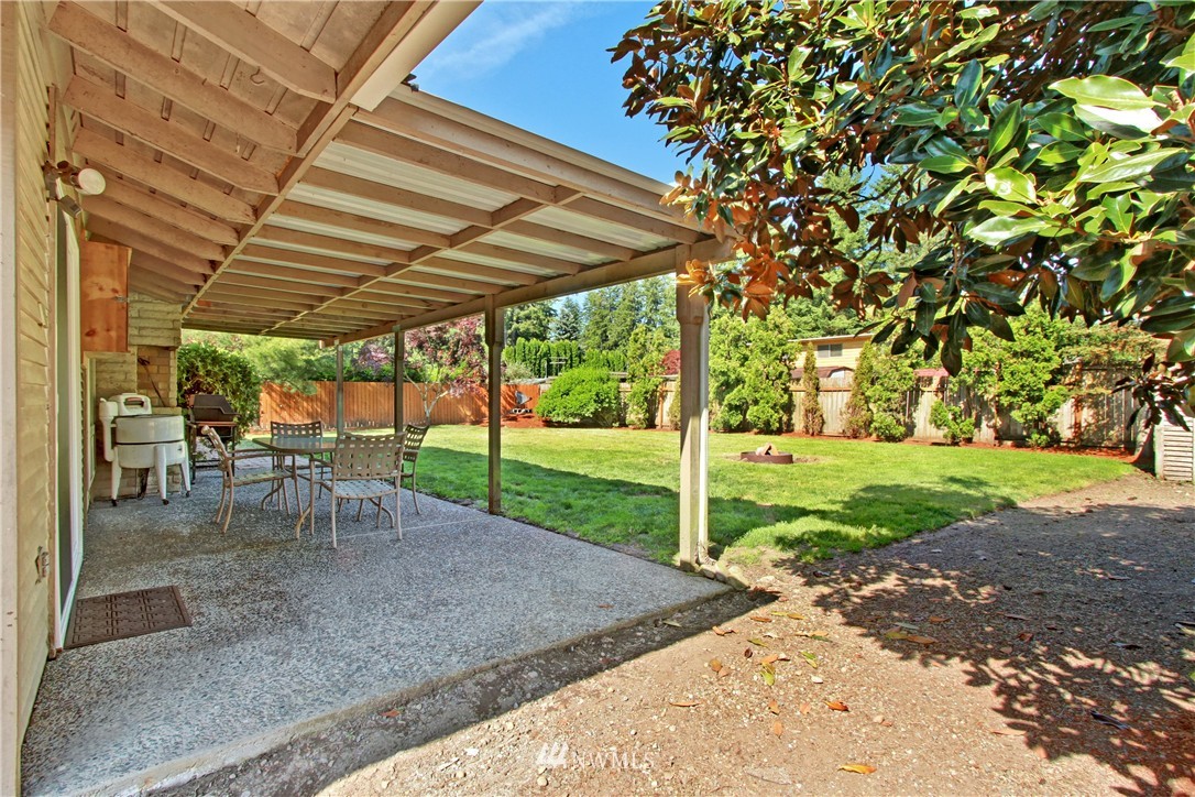 14522 166th Place Southeast Renton, WA 98059 - Photo 17 of 18