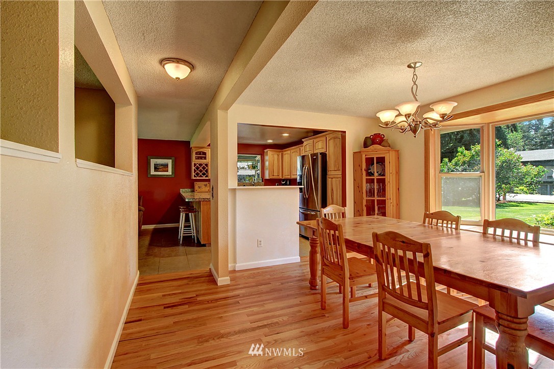 14522 166th Place Southeast Renton, WA 98059 - Photo 3 of 18