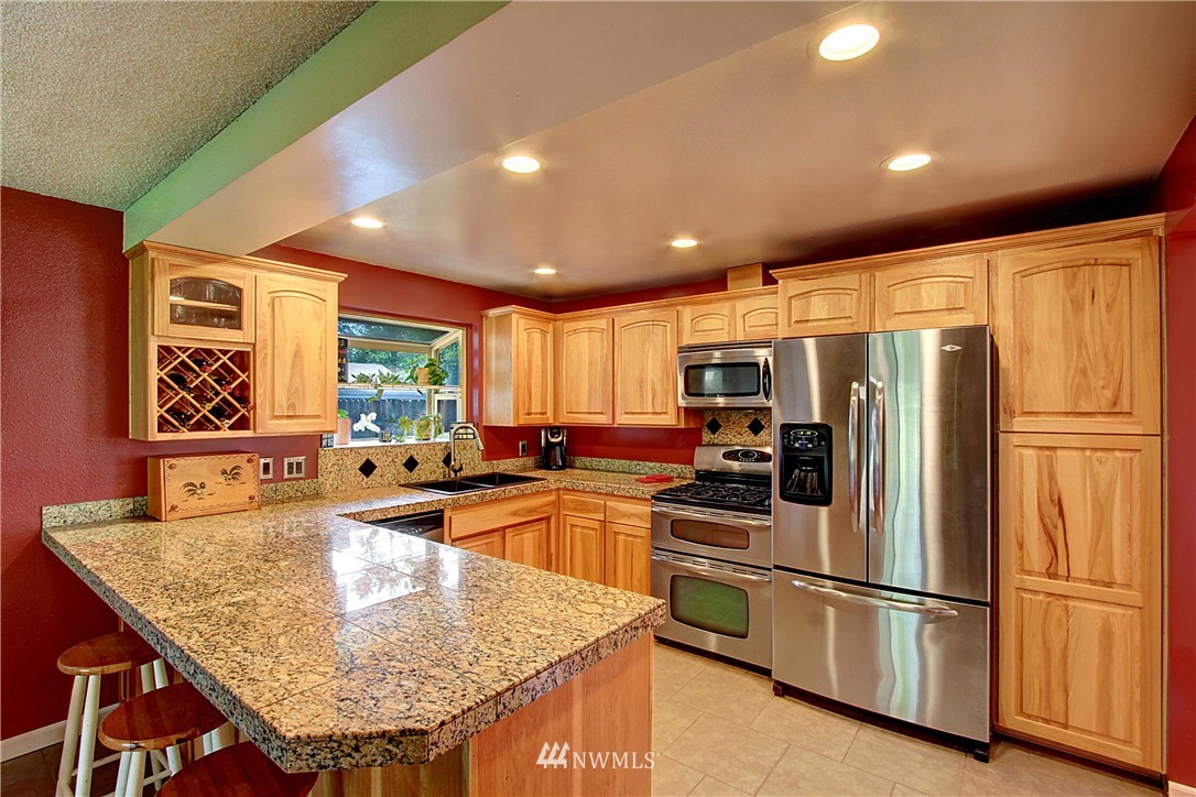 14522 166th Place Southeast Renton, WA 98059 - Photo 5 of 18