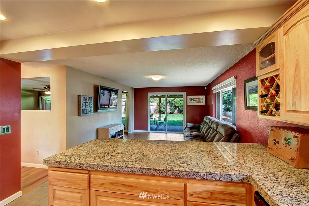 14522 166th Place Southeast Renton, WA 98059 - Photo 6 of 18