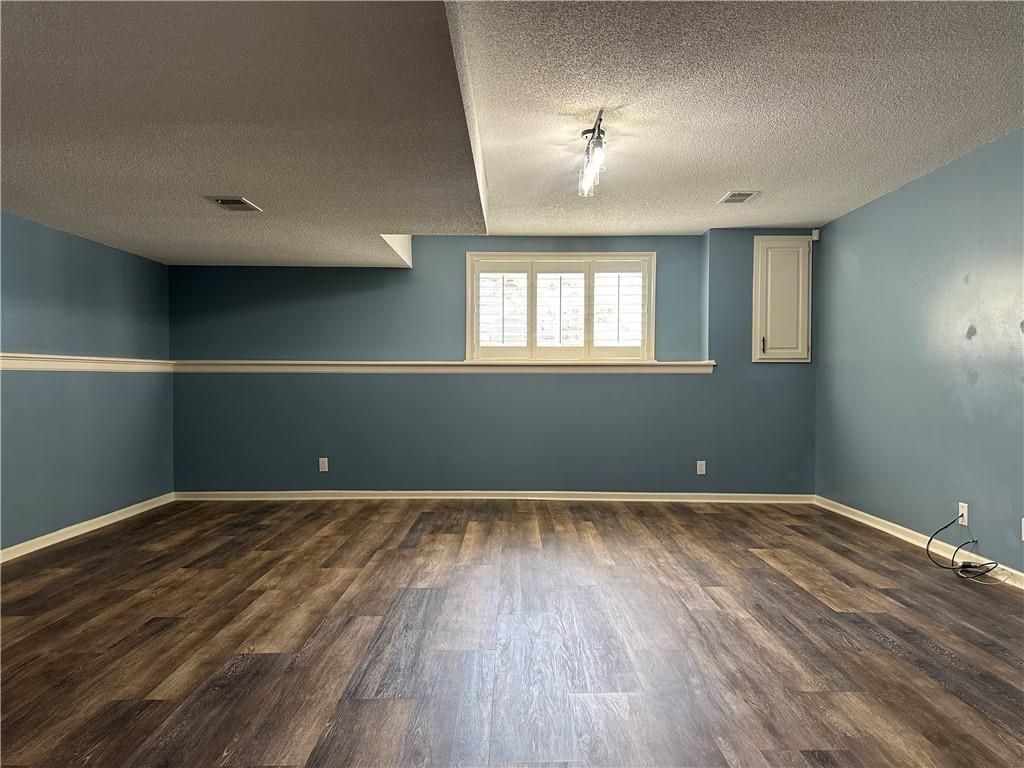 208 Pacific Court Raymore, MO 64083 - Photo 24 of 36