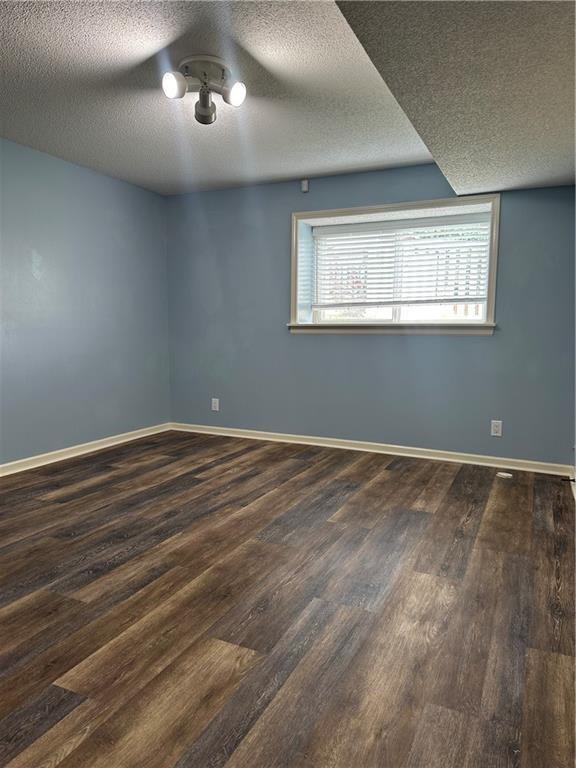 208 Pacific Court Raymore, MO 64083 - Photo 28 of 36