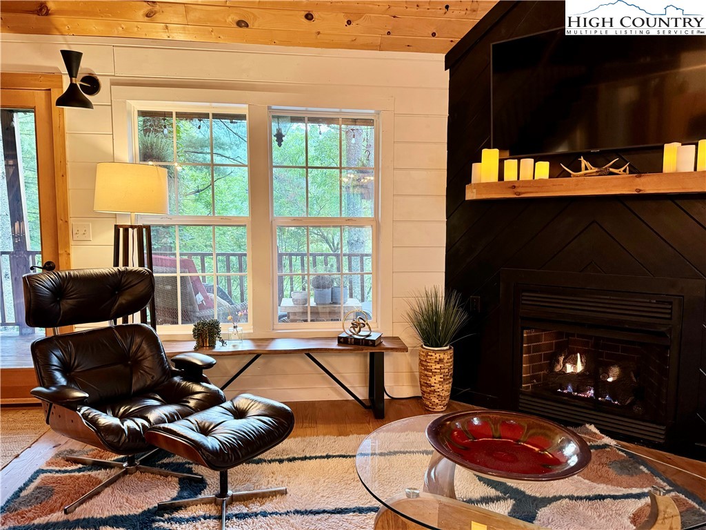 378 Edna Perry Road Crumpler, NC 28617 - Photo 11 of 50 Gallery Image 11