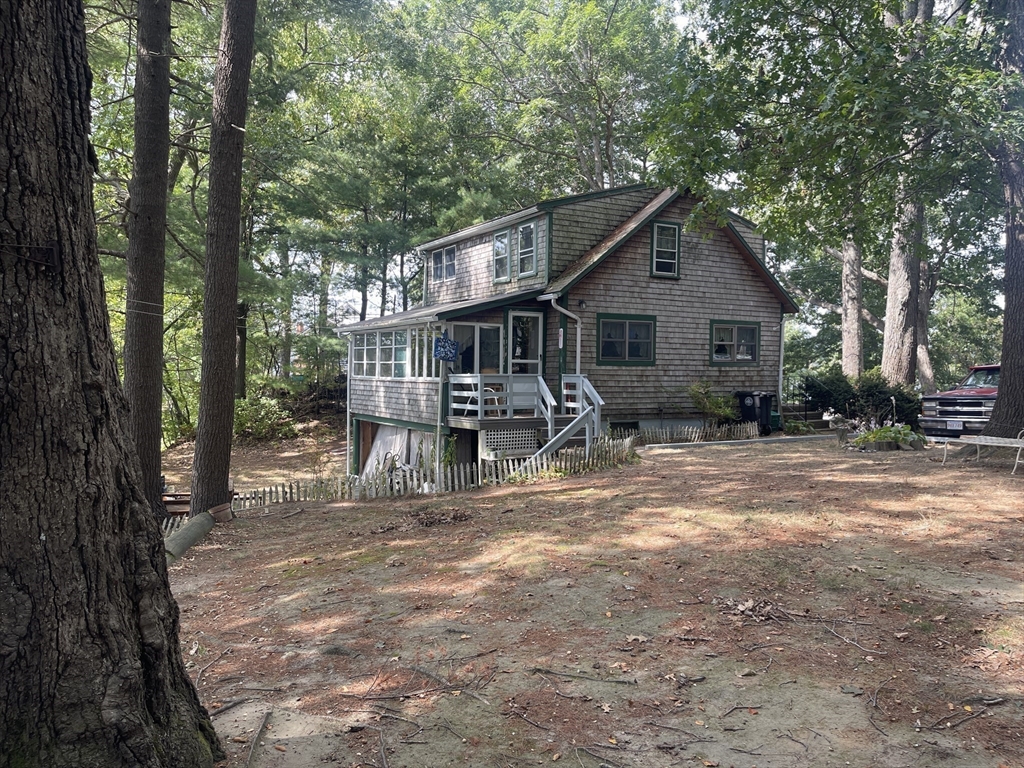 11 White Island Road Halifax, MA 02338 - Photo 3 of 25 Gallery Image 3