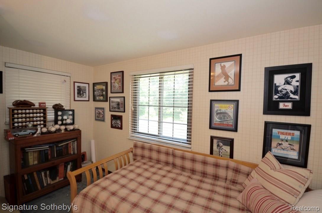 8777 Foster Road Clarkston, MI 48346 - Photo 14 of 21 18.jpg