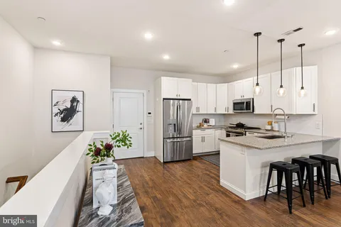 $349,000 | 207 East Allen Street, Unit 2, Philadelphia, PA 19125