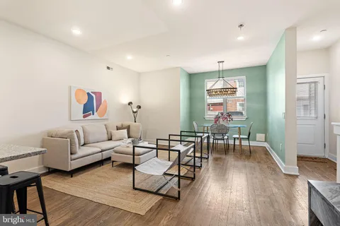 $349,000 | 207 East Allen Street, Unit 2, Philadelphia, PA 19125