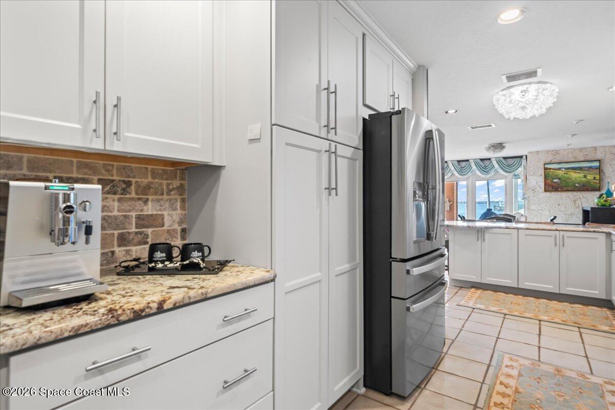 254 Seaview Street, Unit B Melbourne Beach, FL 32951 - Photo 18 of 74 Updated Appliances