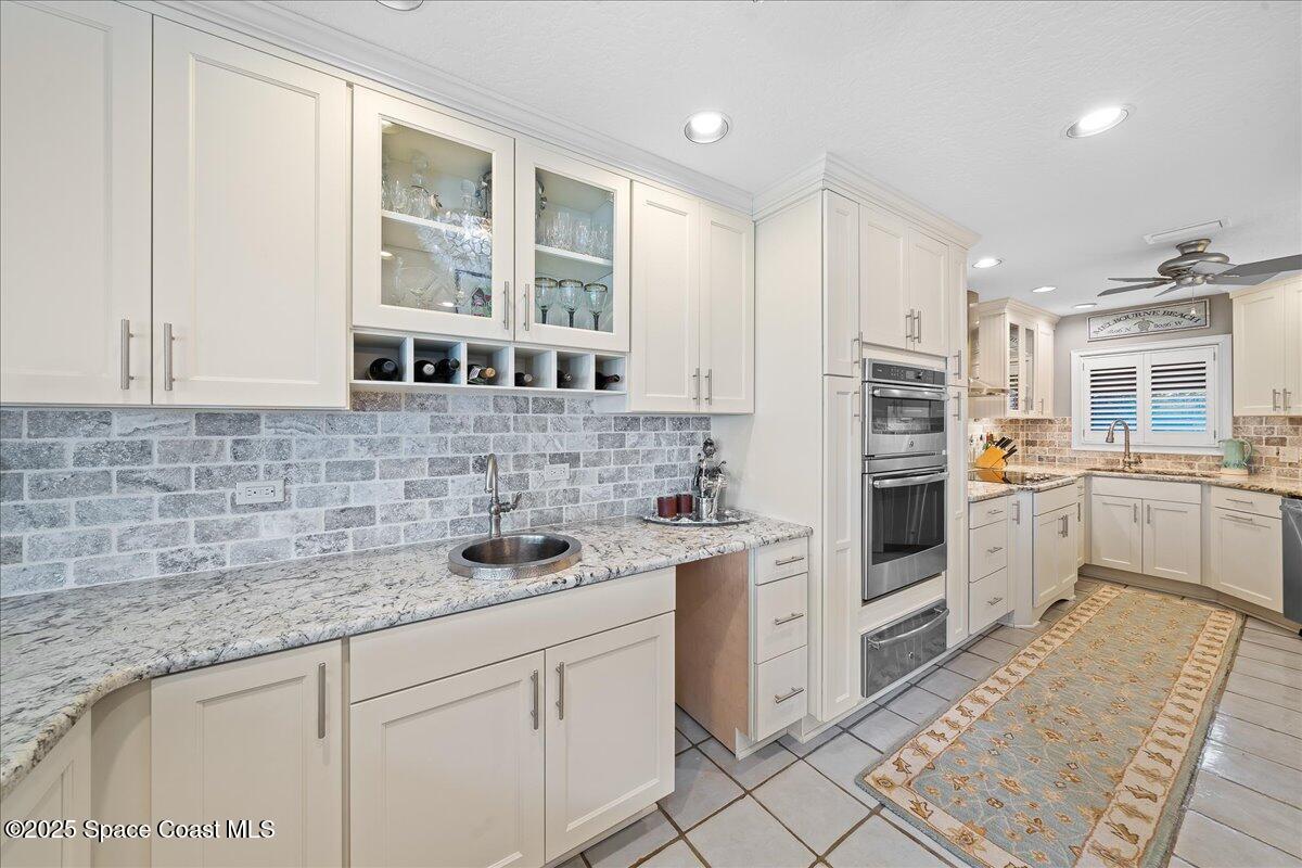 254 Seaview Street, Unit B Melbourne Beach, FL 32951 - Photo 19 of 74 Wet Bar