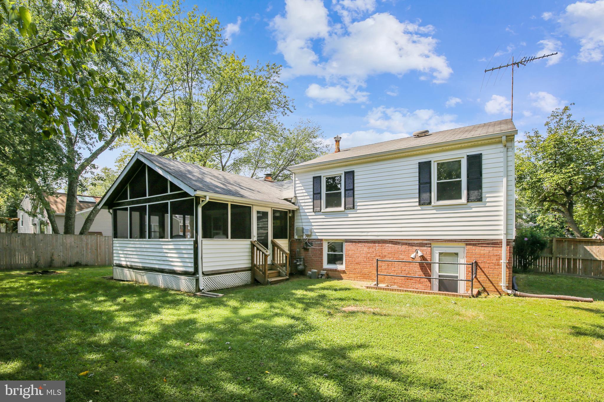 8403 Fort Hunt Road Alexandria, VA 22308 - Photo 12 of 41 Gallery Image 12