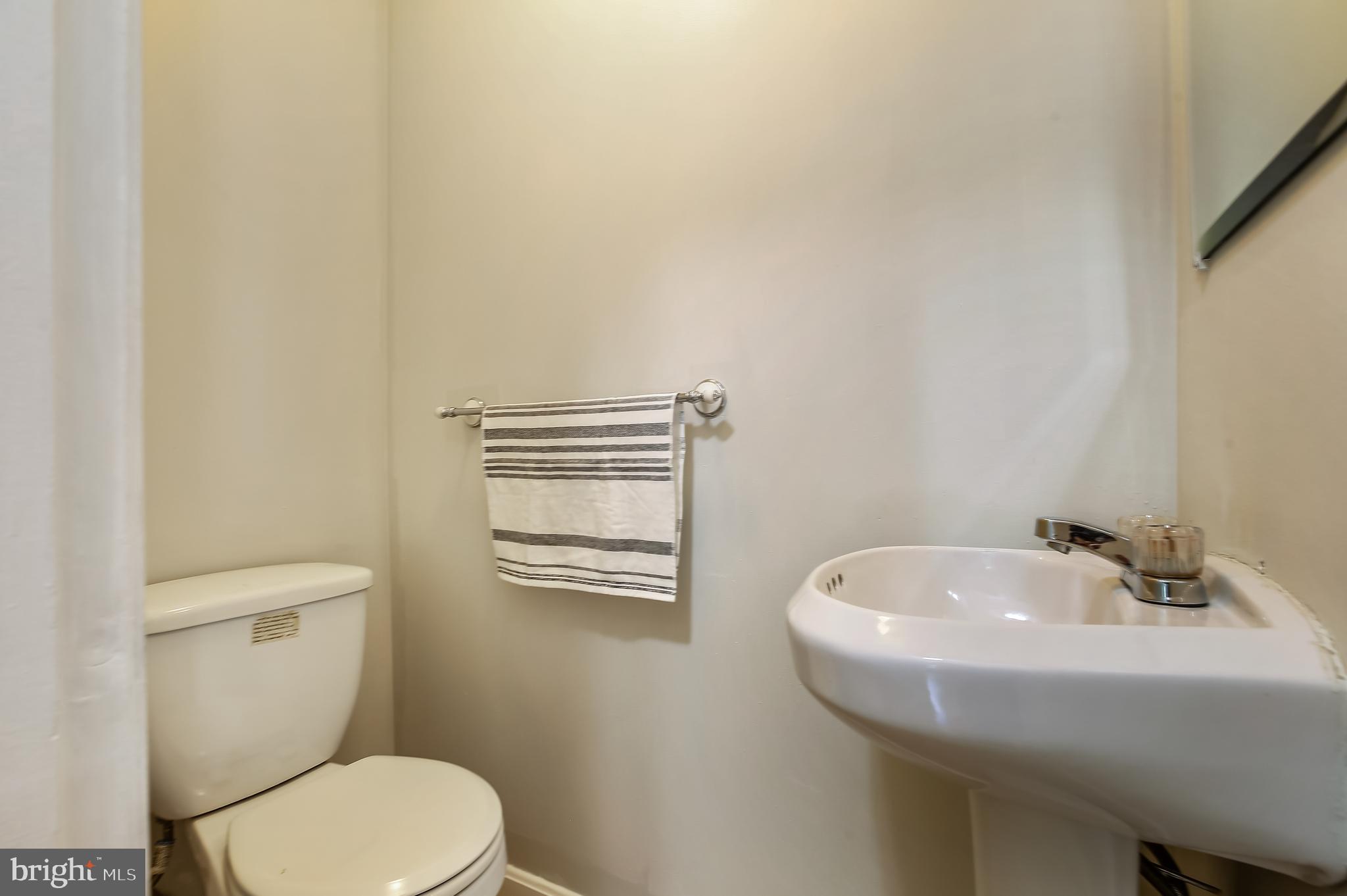 8403 Fort Hunt Road Alexandria, VA 22308 - Photo 21 of 41 Gallery Image 21