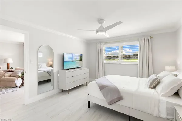 $283,500 | 300 Forest Lakes Boulevard, Unit 112, Naples, FL 34105