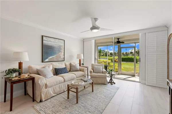 $283,500 | 300 Forest Lakes Boulevard, Unit 112, Naples, FL 34105