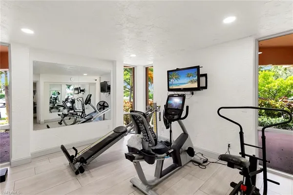 $283,500 | 300 Forest Lakes Boulevard, Unit 112, Naples, FL 34105