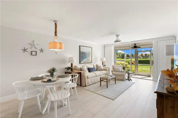 $283,500 | 300 Forest Lakes Boulevard, Unit 112, Naples, FL 34105