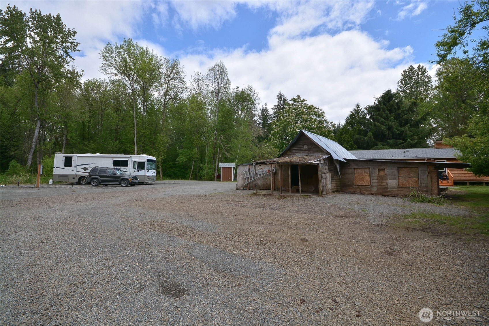 14812 Fox Hill Road Southeast Yelm, WA 98597 - Photo 32 of 40