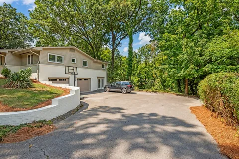 $1,900,000 | 4415 Curtiswood Circle, Nashville, TN 37204