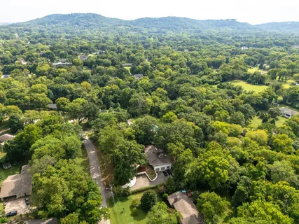 $1,900,000 | 4415 Curtiswood Circle, Nashville, TN 37204