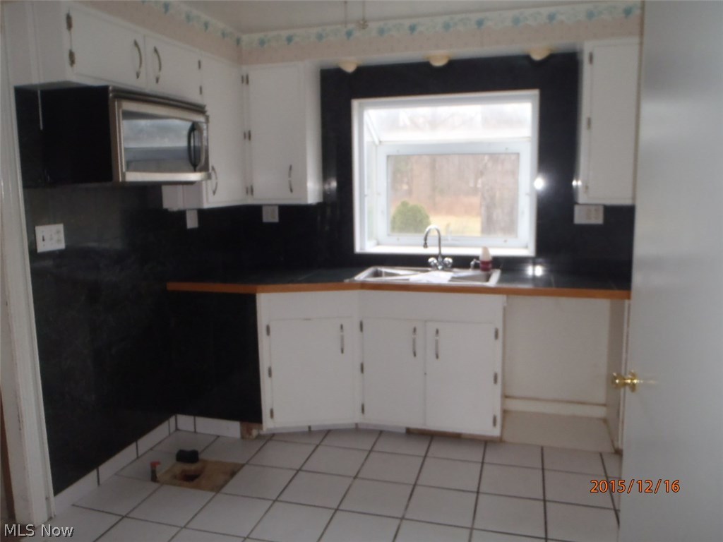 7844 Little Mountain Road Mentor, OH 44060 - Photo 3 of 17 Gallery Image 3