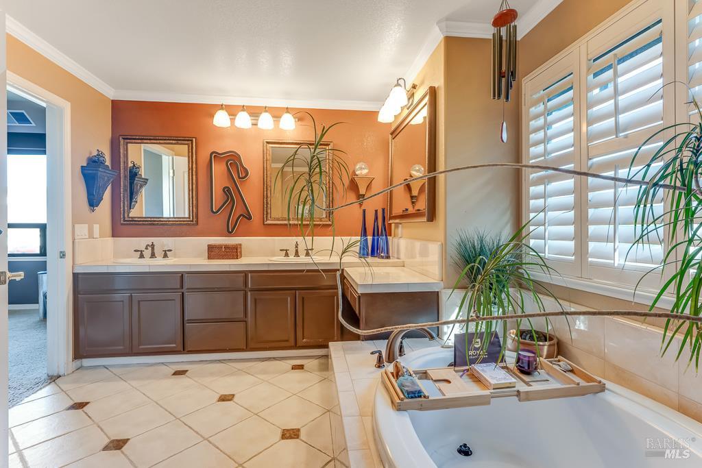 1515 San Ramon Way Santa Rosa, CA 95409 - Photo 33 of 75
