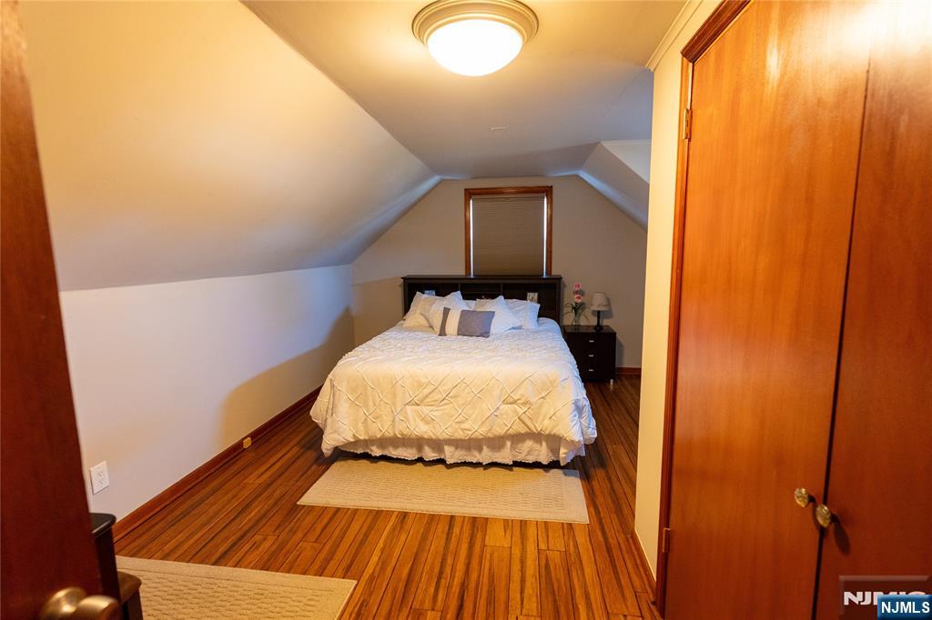 93 Brighton Road Clifton, NJ 07012 - Photo 18 of 32