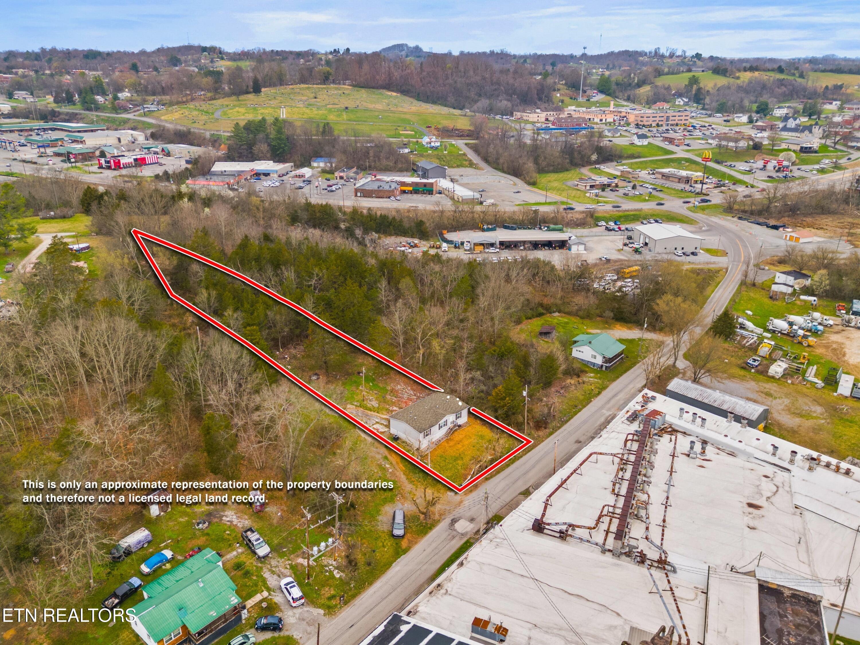 210 Blue Top Road Tazewell, TN 37879 - Photo 25 of 30 006-210BlueTopRoad-Tazewell-TN-37879-SMA