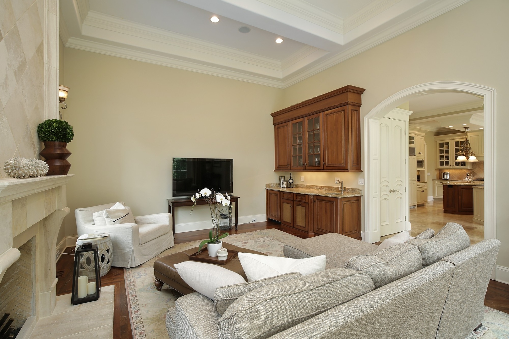 166 Lapier Street Glencoe, IL 60022 - Photo 15 of 32 a living room with furniture and a fireplace