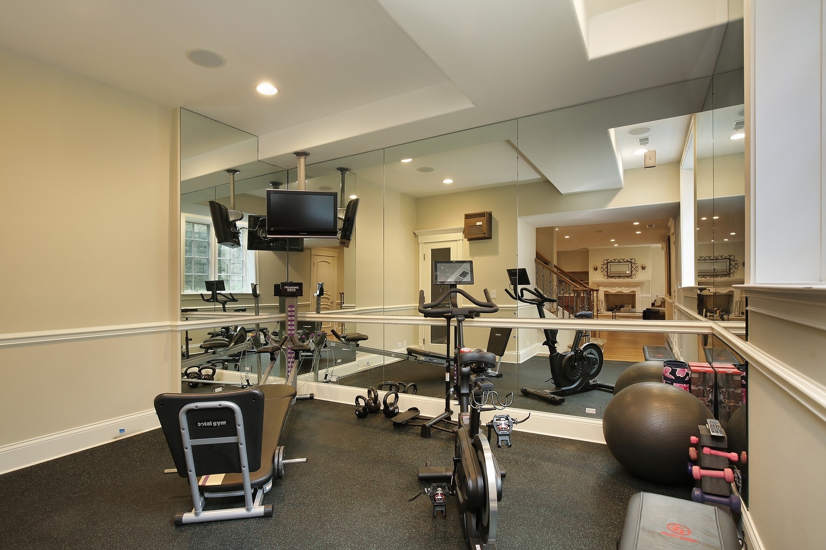 166 Lapier Street Glencoe, IL 60022 - Photo 23 of 32 a view of a room with gym equipment