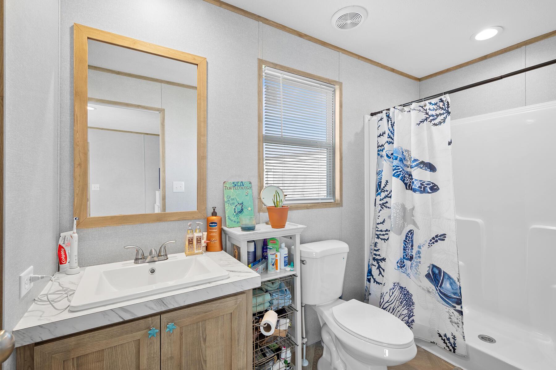 1330 Hanover Road, Unit 135 Delaware, OH 43015 - Photo 15 of 30 Owner's Bath
