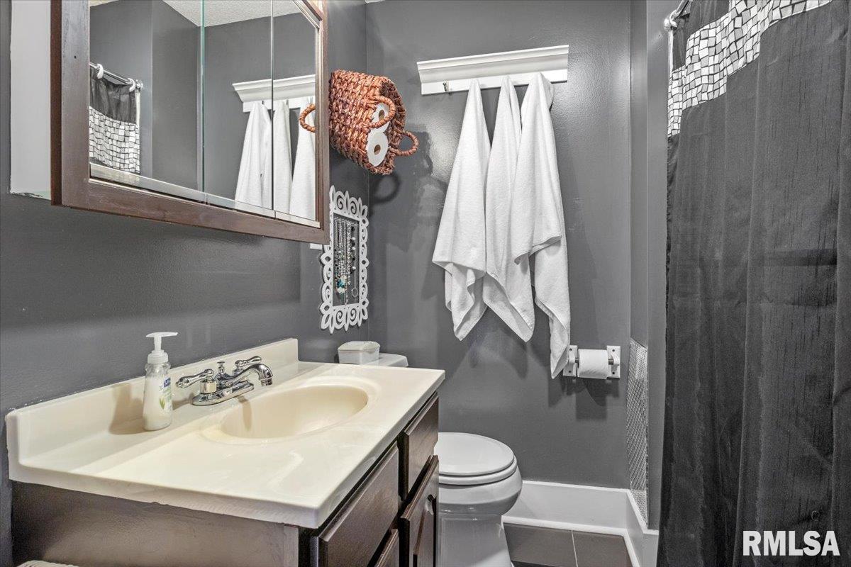 212 North English Avenue Springfield, IL 62702 - Photo 25 of 34 Gallery Image 25