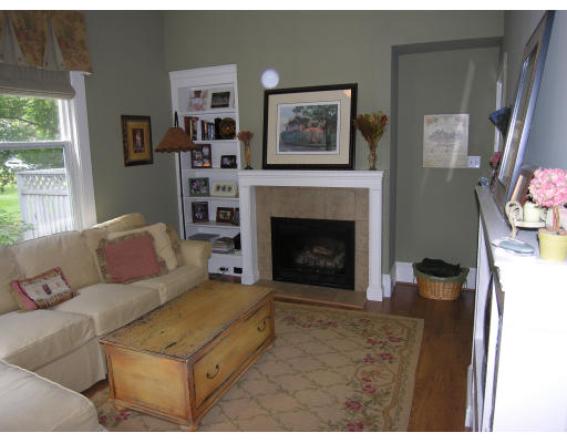 87 Pleasant Street, Unit 1 Needham, MA 02492 - Photo 8 of 19 Gallery Image 8