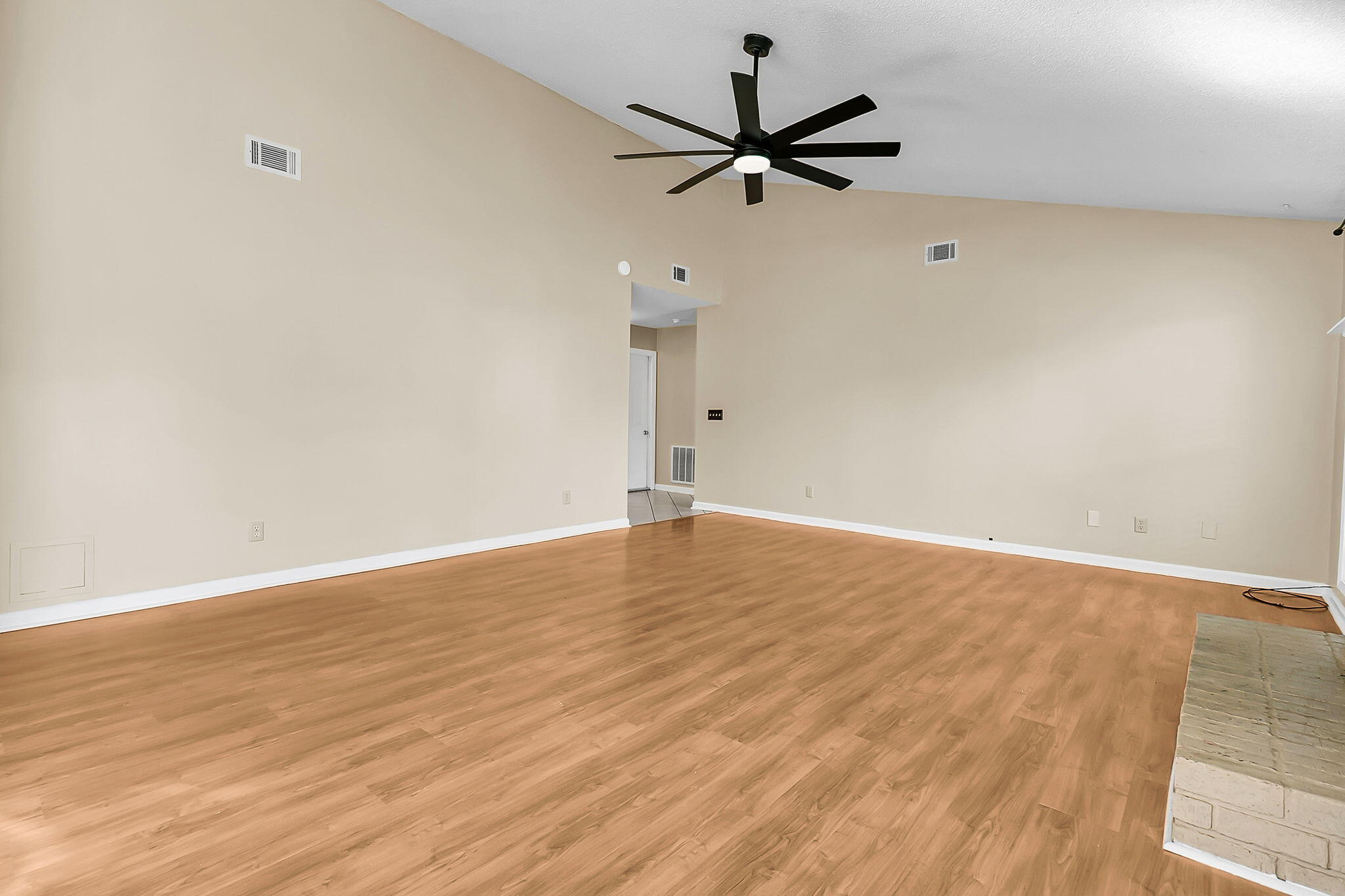 111 Hopper Drive Summerville, SC 29486 - Photo 4 of 37 CREM - 111 Hopper Dr-18