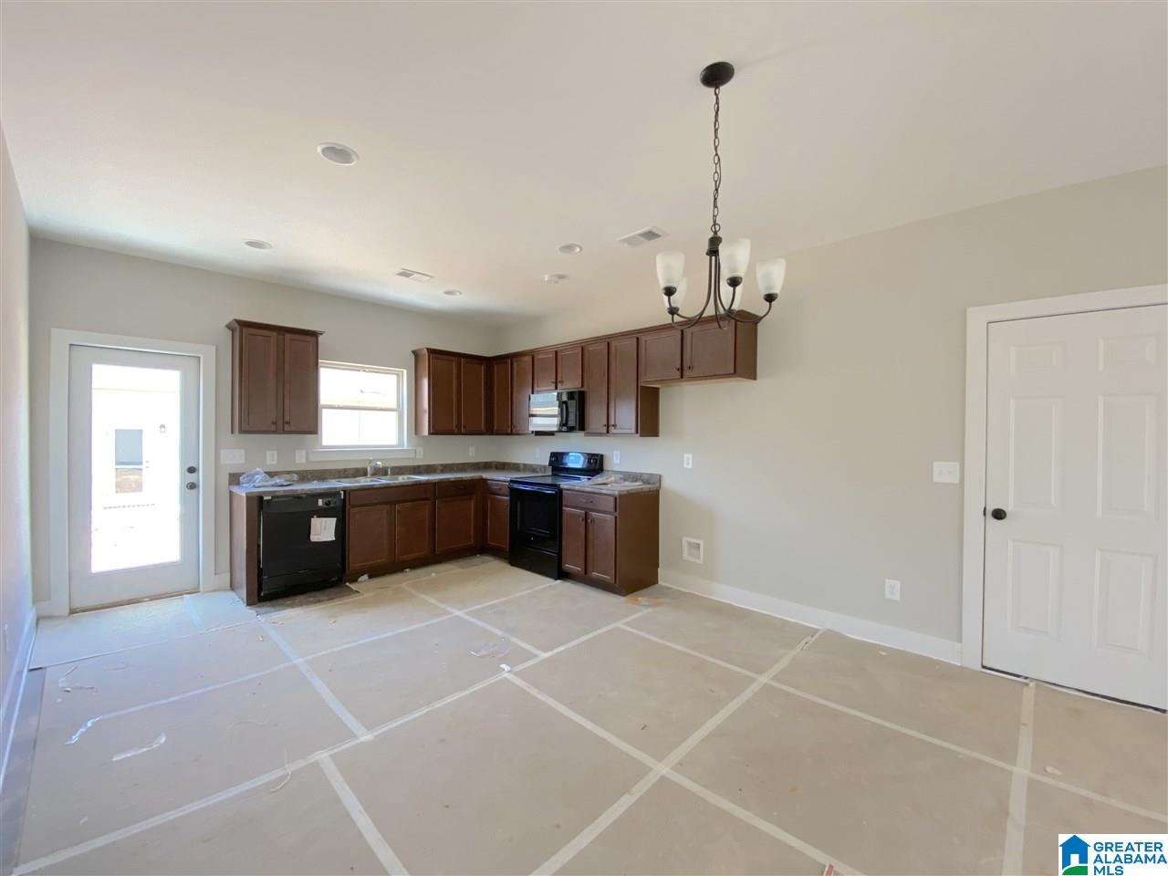 121 Bates Lane Moody, AL 35004 - Photo 5 of 12