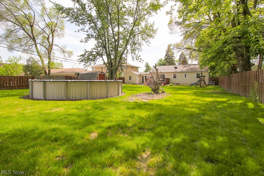 6401 Stumph Road Cleveland, OH 44130 - Photo 20 of 35
