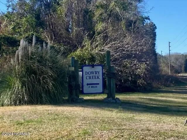 $26,500 | 203 East Dowry Creek, Belhaven, NC 27810