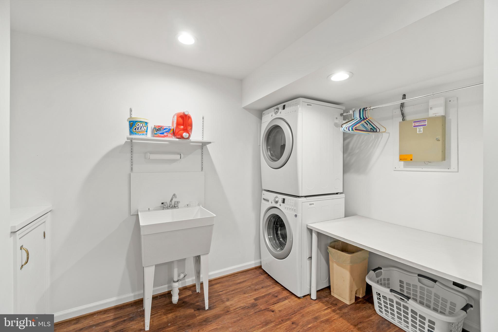 13368 Point Rider Lane Herndon, VA 20171 - Photo 49 of 60 The ideal laundry station