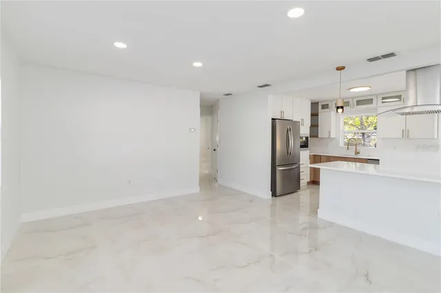 $670,000 | 540 Milwaukee Avenue, Dunedin, FL 34698