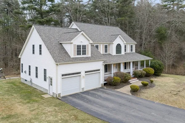 $940,000 | 265 Finch Road, Raynham, MA 02767