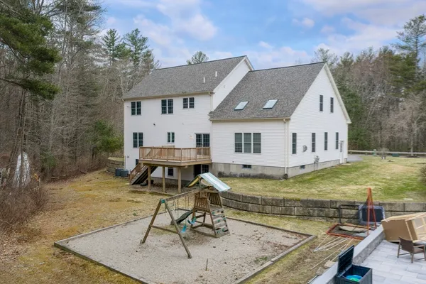 $940,000 | 265 Finch Road, Raynham, MA 02767