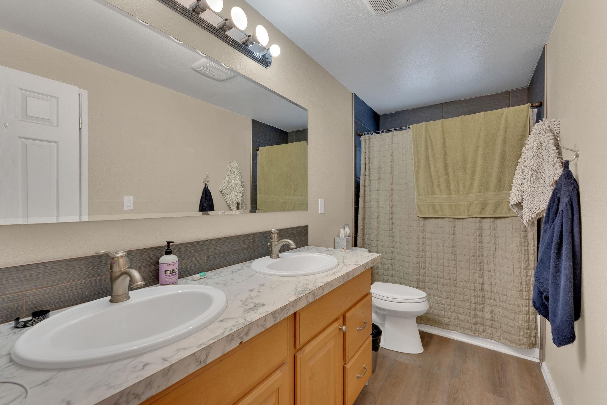 12820 West Shore Road Nine Mile Falls, WA 99026 - Photo 25 of 43