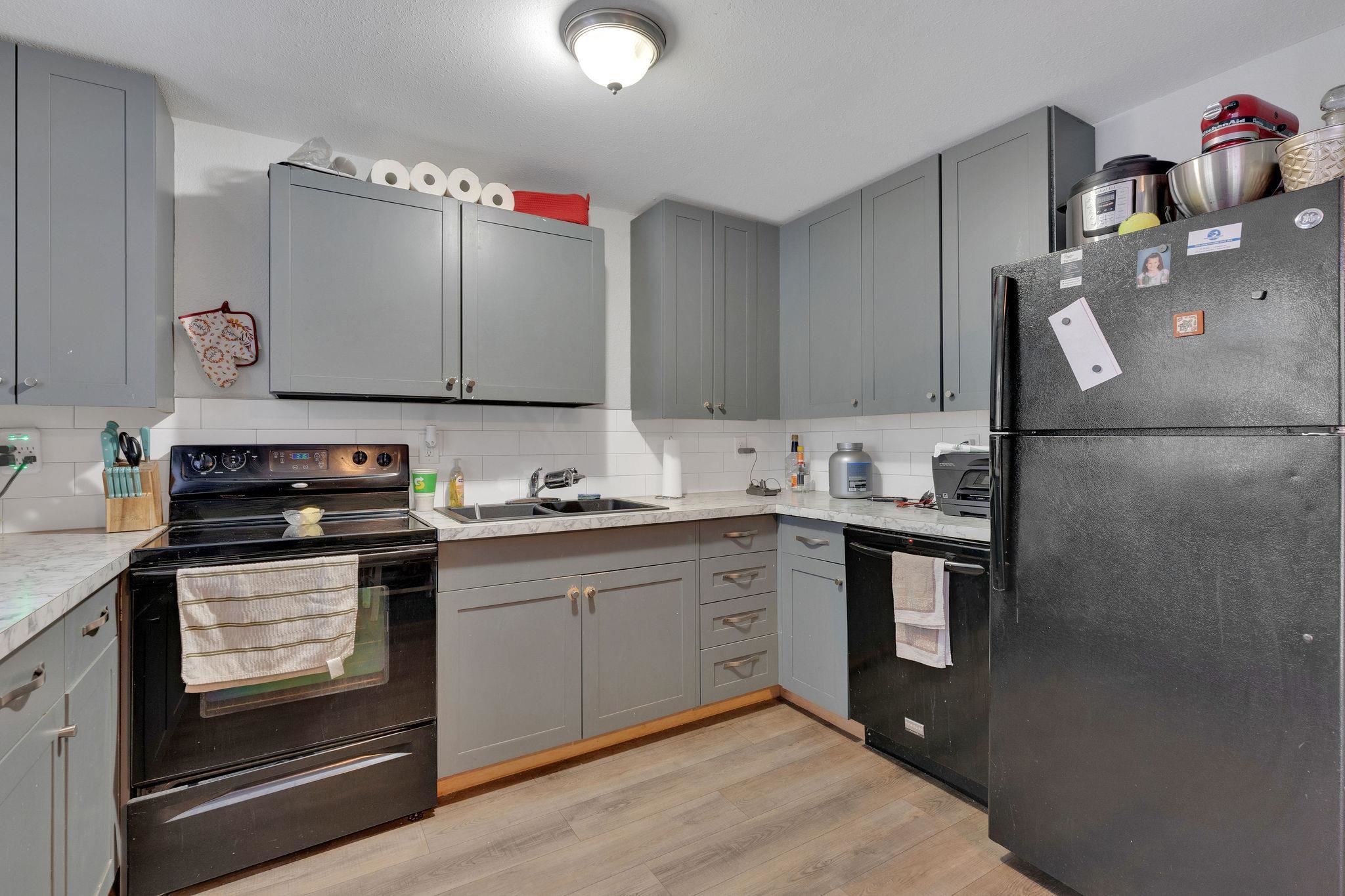 12820 West Shore Road Nine Mile Falls, WA 99026 - Photo 28 of 43