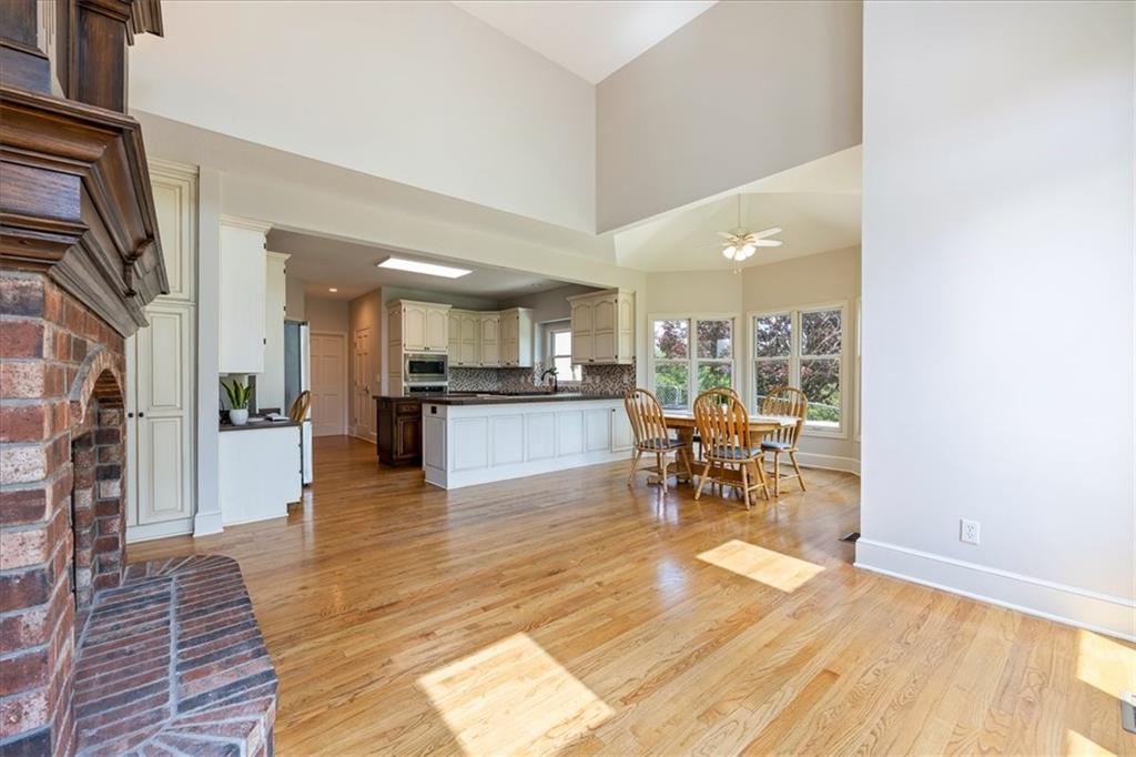 18655 Elm Grove Road Platte City, MO 64079 - Photo 8 of 37