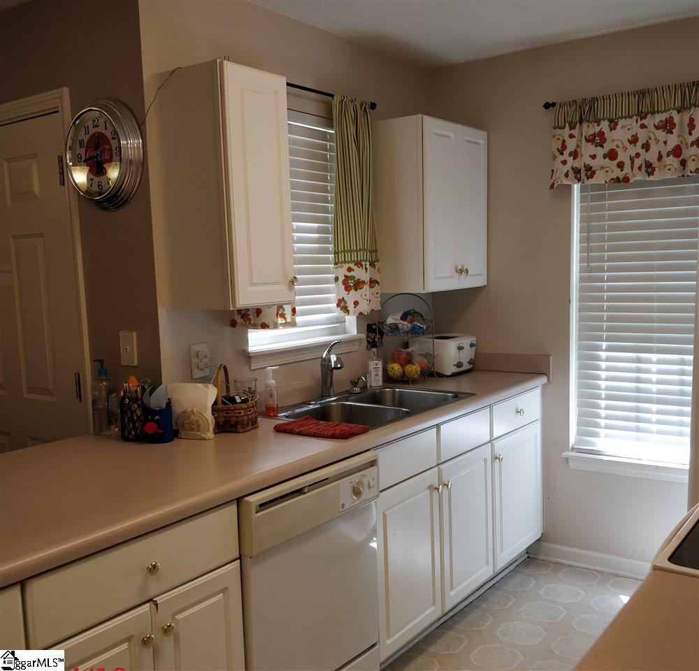 154 State Rd S-4-107 Easley, SC 29642 - Photo 8 of 14