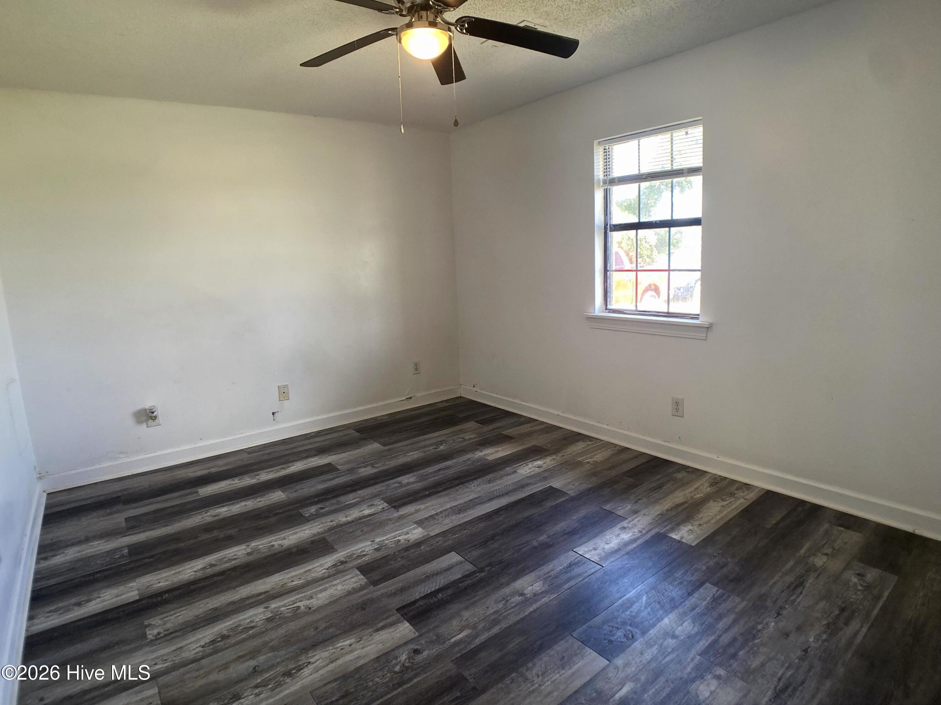 1999 B Sunnybrook Road Greenville, NC 27834 - Photo 11 of 14