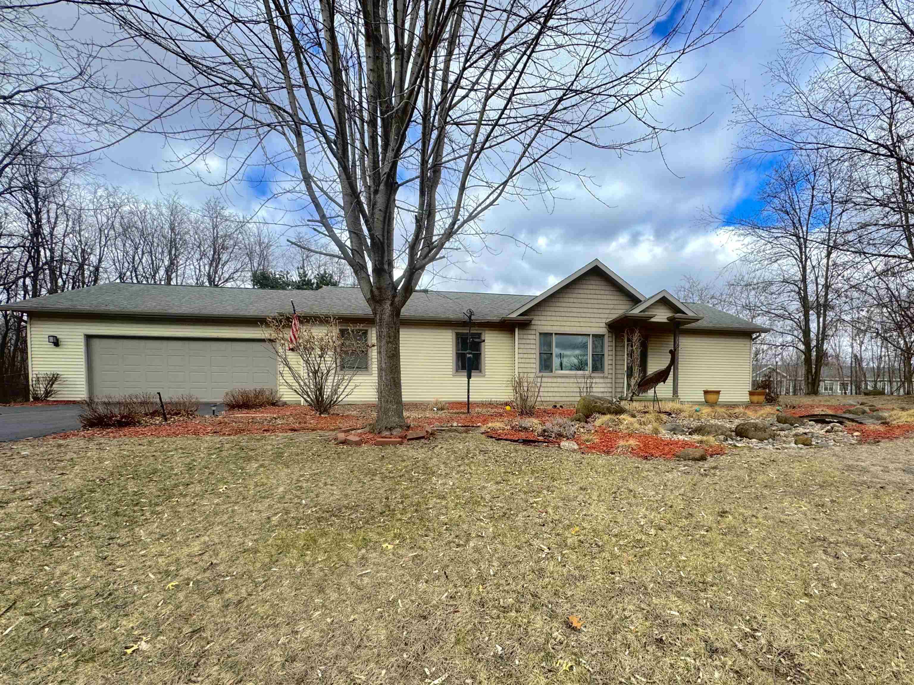 397 Seward Street Berlin, WI 54923 - Photo 1 of 1